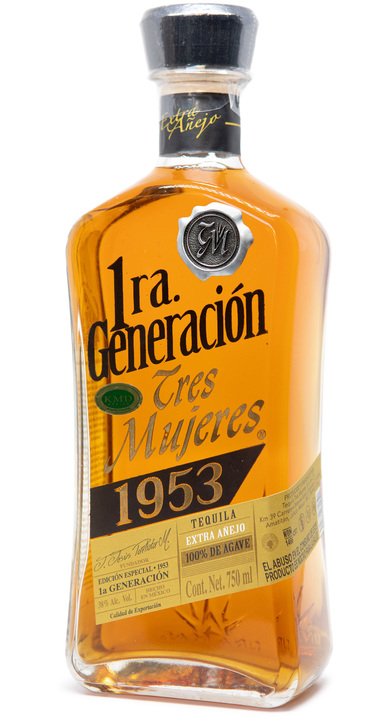 Tres Mujeres 1953 Extra Añejo, the bottle reviewed