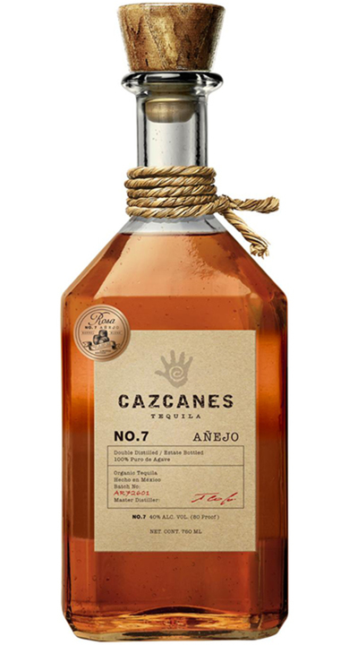 Cazcanes No. 7 Rosa Añejo, the bottle reviewed