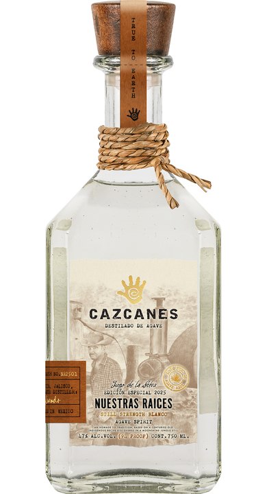 Cazcanes Nuestras Raices Blanco (2025), the bottle reviewed