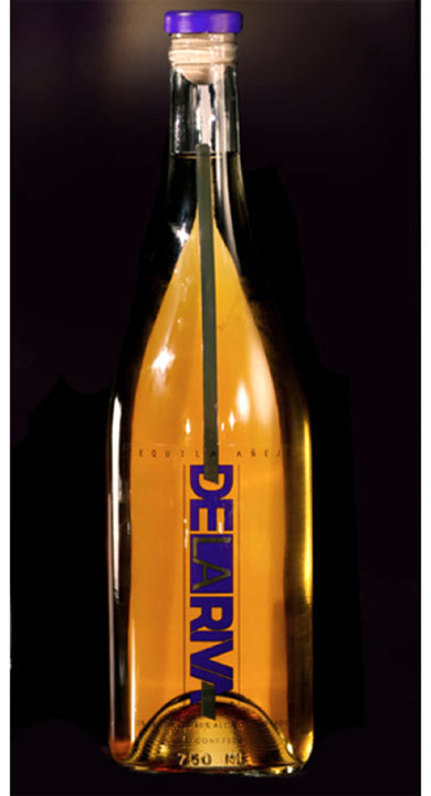 Tequila De La Riva De La Riva Tequila Añejo, the bottle reviewed