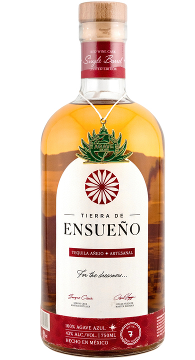Tierra de Ensueño Ensueño Single Barrel Añejo (Red Wine Cask), the bottle reviewed