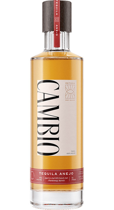 Cambio Añejo, the bottle reviewed