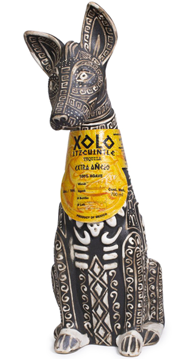 Tequila Xoloitzcuintle Xoloitzcuintle Black Dog Extra Añejo, the bottle reviewed